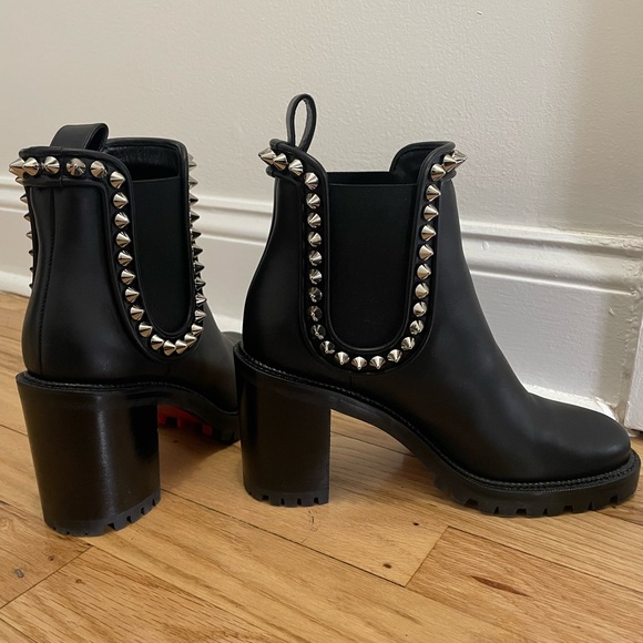 Christian Louboutin Capahtta Chelsea Boot - Picture 2 of 6